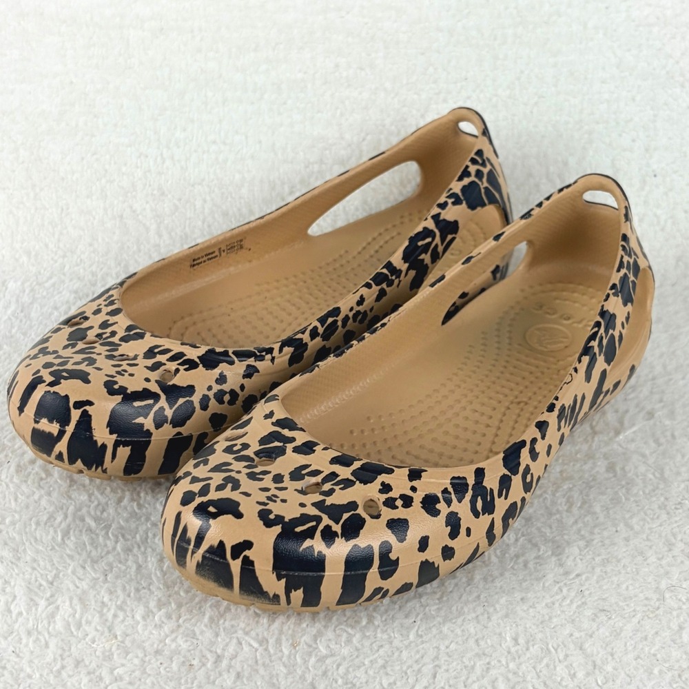 Crocs Kadee Leopard‎ Print Flats Womens 6 Tan Black Animal Print Slip On Shoes